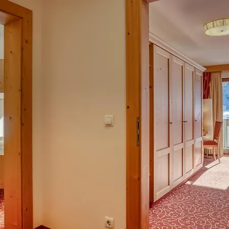 فندق Klausnerhof 4*