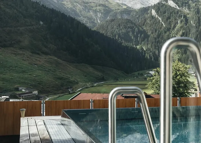 Klausnerhof Отель Тукс